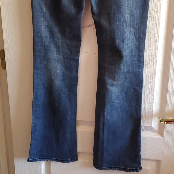 Like new Blue jeans, strechy and comfortable - Picture 5 of 5